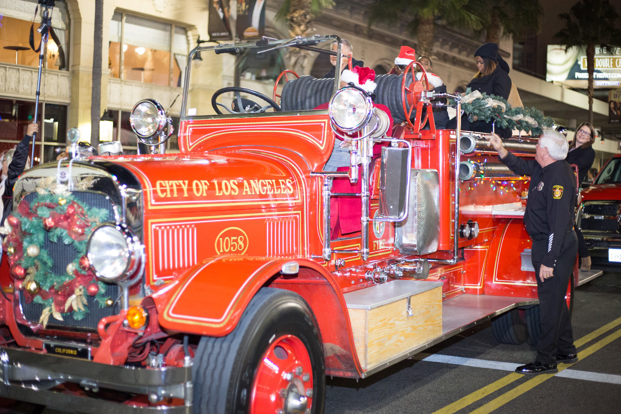 Hollywood Christmas Parade 2015 Galaxy Press